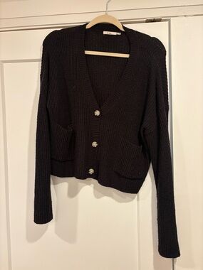 Francesca's Collections Black V-Neck Button Front Crochet Cardigan